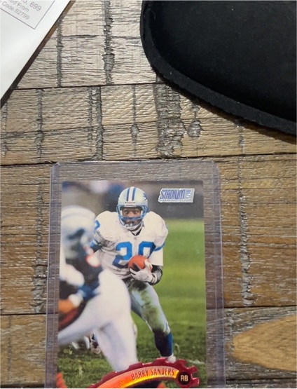 1997 Topps Stadium Club #55 Barry Sanders — front