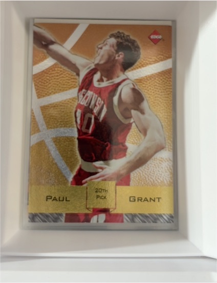 1997 Collectors Edge Basketball Edge Impulse Die Cut #20 Paul Grant — front
