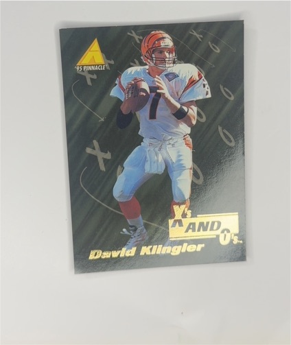 1995 Pinnacle Club Collection #142 David Klingler — front