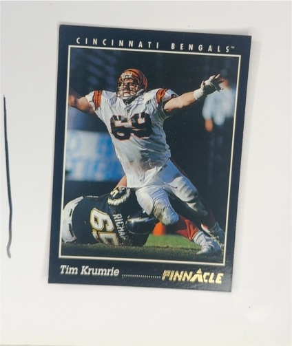1993 Pinnacle #22 Tim Krumrie — front
