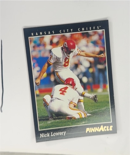 1993 Pinnacle #139 Nick Lowery — front