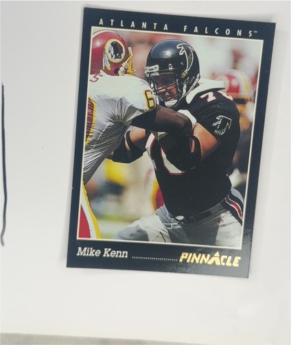 1992 Pinnacle #228 Mike Kenn — front