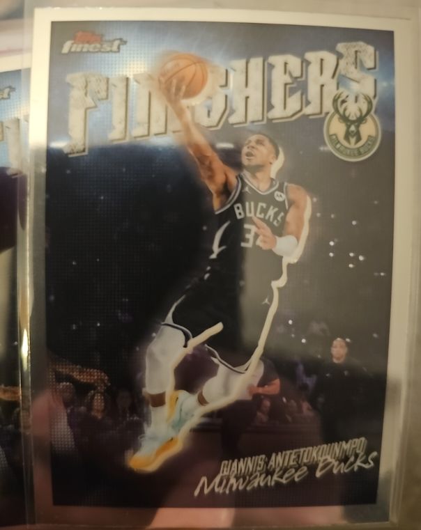 2025-26 Topps Finest #FI-3 Giannis Antetokounmpo Finishers — front