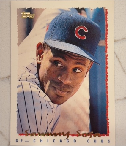 1995 Topps #11 Sammy Sosa — front