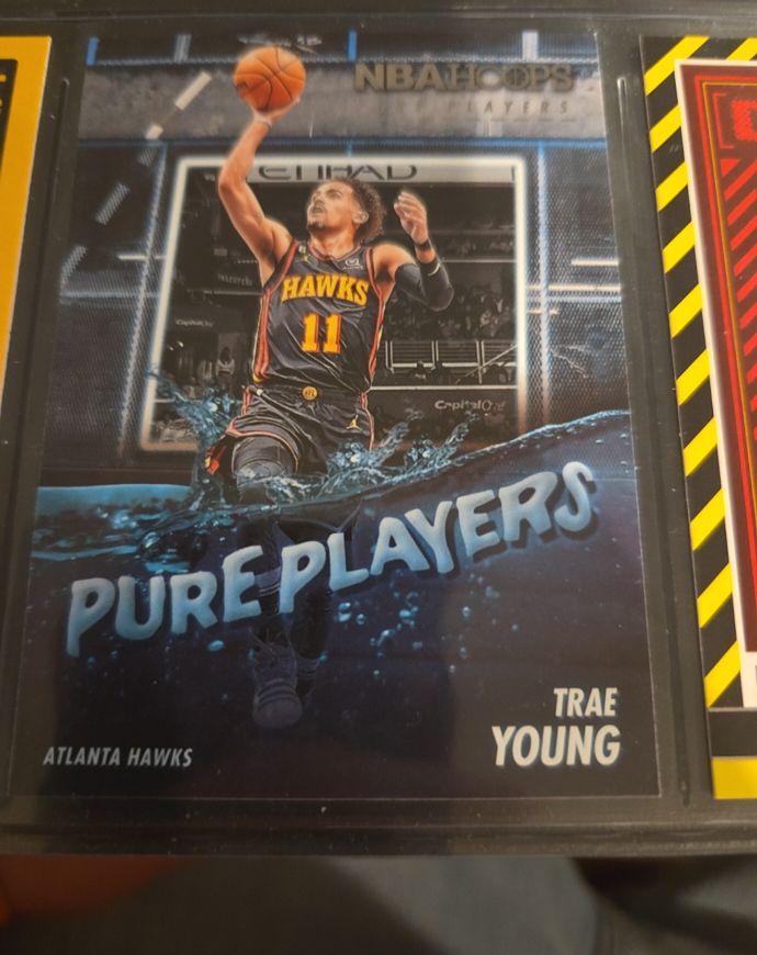2023-24 Panini NBA Hoops Pure Players #10 Trae Young — front