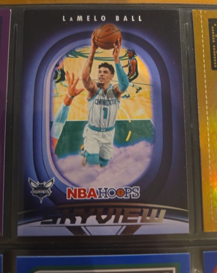 2023-24 Panini NBA Hoops #14 LaMelo Ball Skyview — front
