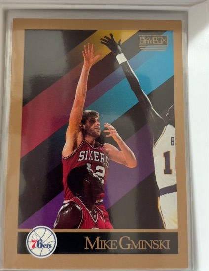 1990-91 SkyBox #215 Mike Gminski — front