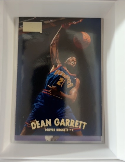1997-98 SkyBox Premium #128 Dean Garrett — front