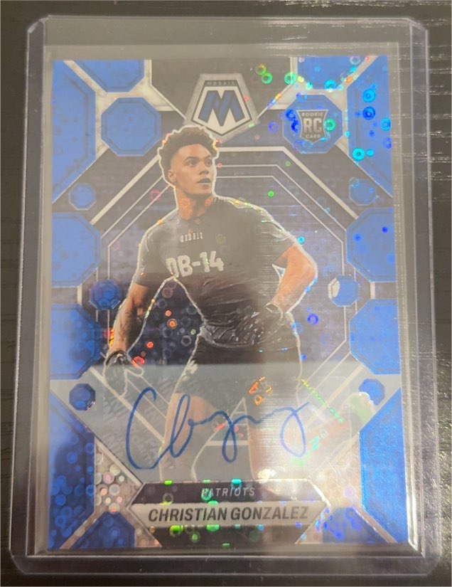 2023 Panini Mosaic #300 Christian Gonzalez — front