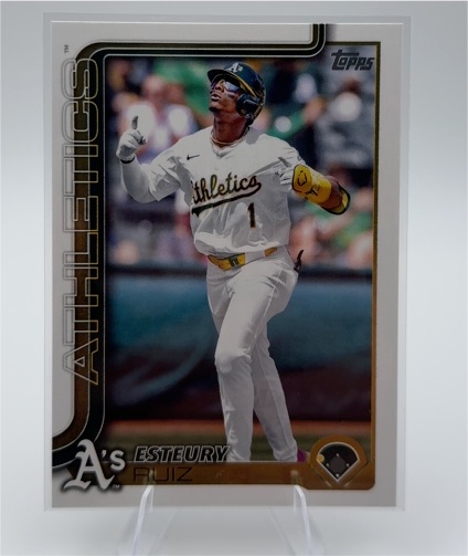 2025 Topps Series 2 #453 Esteury Ruiz — front