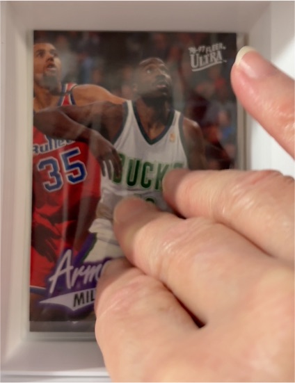 1992-93 Fleer Ultra #301 Armen Gilliam — front