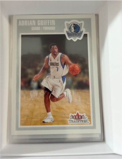 2002-03 Fleer Tradition #22 Adrian Griffin — front