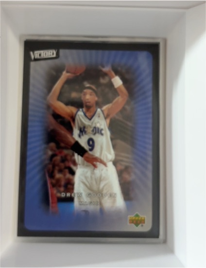 2003-04 Upper Deck Victory #68 Drew Gooden — front