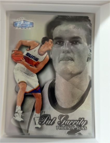 1998-99 Flair Showcase #54 Pat Garrity — front