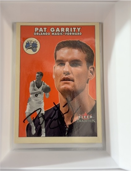 2000 Fleer Tradition #119 Pat Garrity — front