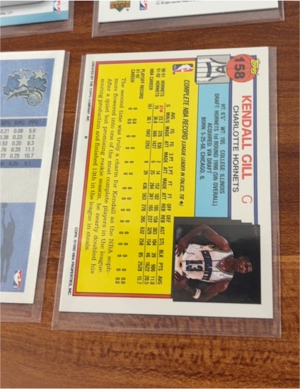 1992-93 Topps #158 Kendall Gill — front