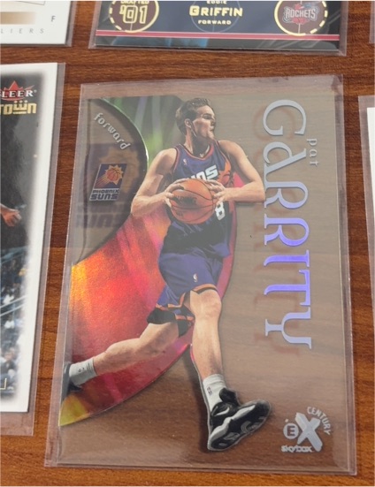 1998-99 SkyBox E-X Century #73 Pat Garrity — front