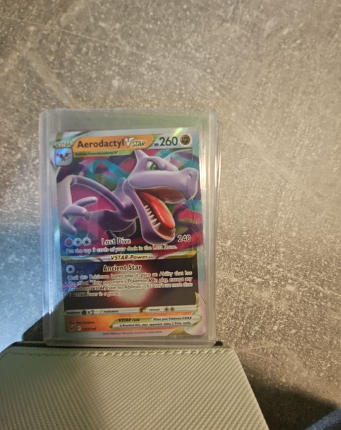 2022 Pokémon TCG Lost Origin #093 Aerodactyl VSTAR — front