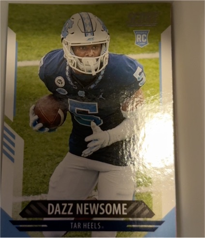 2021 Panini Score #370 Dazz Newsome — front
