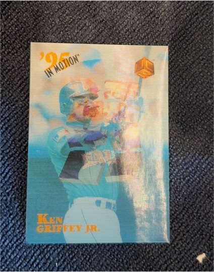 1995 Sportflix UC3 In Motion #IM2 Ken Griffey Jr. — front