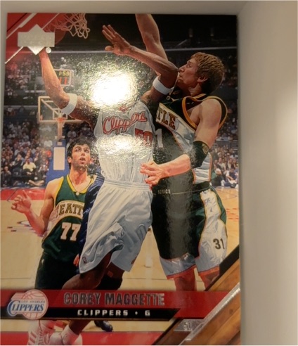 2005-06 Upper Deck #73 Corey Maggette — front