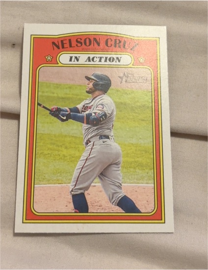 2021 Topps Heritage #308 Nelson Cruz In Action Minnesota Twins — front