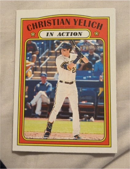2021 Topps Heritage #252 Christian Yelich In Action Milwaukee Brewers — front