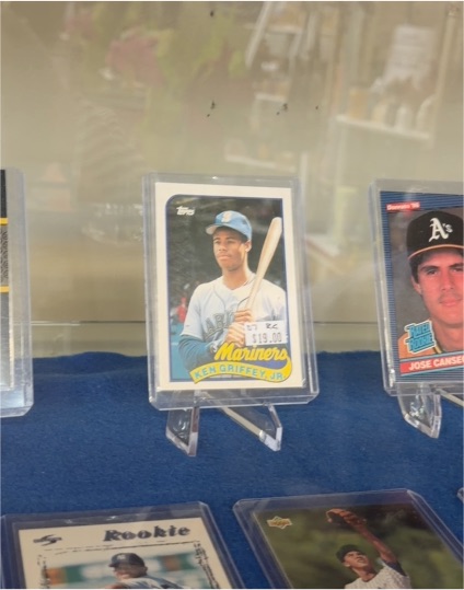 1989 Topps #300 Ken Griffey Jr. — front
