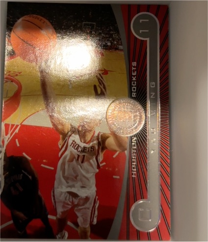 2004-05 SkyBox E-XL #11 Yao Ming — front