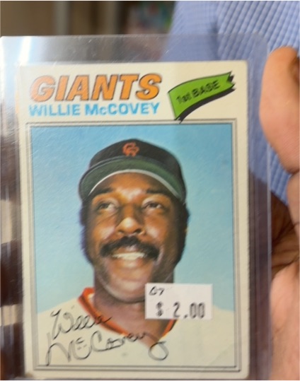1977 Topps #547 Willie McCovey — front