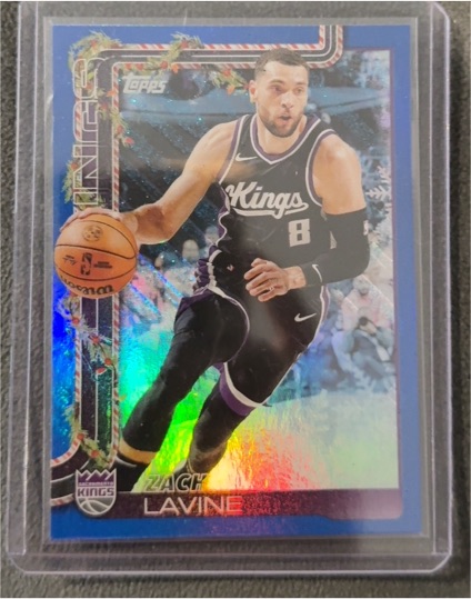 2025-26 Topps Holiday #H130 Zach LaVine — front