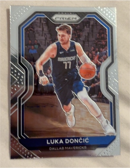2020-21 Panini Prizm #32 Luka Doncic — front