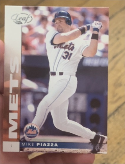2002 Leaf #86 Mike Piazza — front