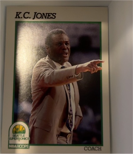 1991-92 Hoops #245 K.C. Jones Seattle SuperSonics — front
