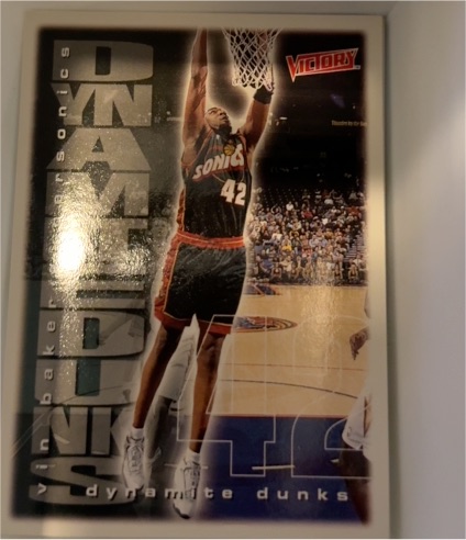 1999-00 Upper Deck Victory Dynamite Dunks #326 Vin Baker — front