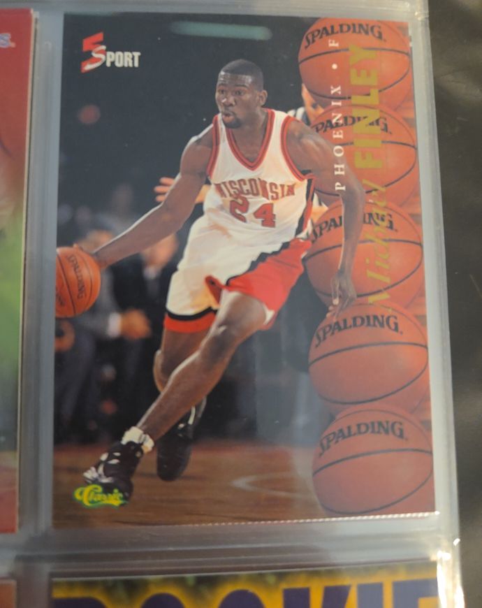 1995 Classic 5 Sport #19 Michael Finley — front