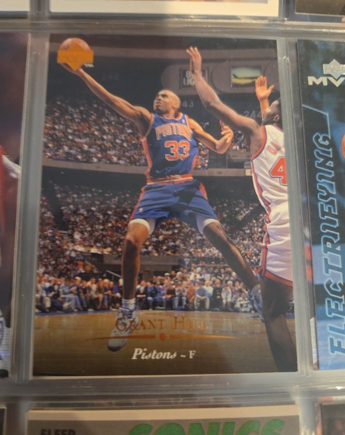 1995-96 Upper Deck #233 Grant Hill — front