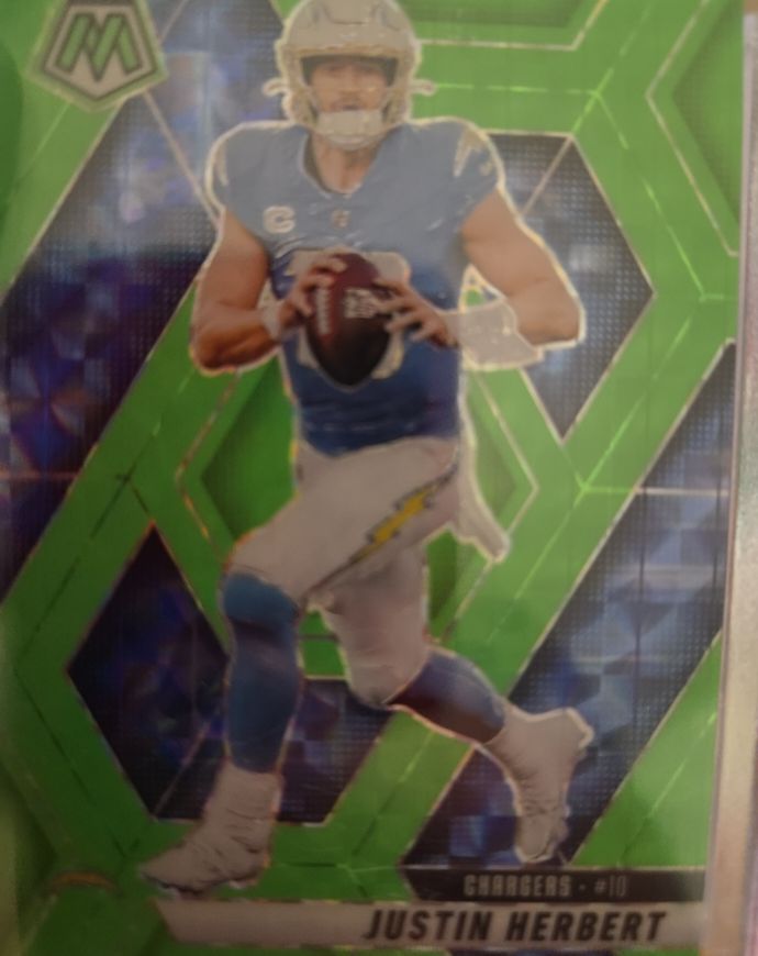2025 Panini Mosaic #80 Justin Herbert — front