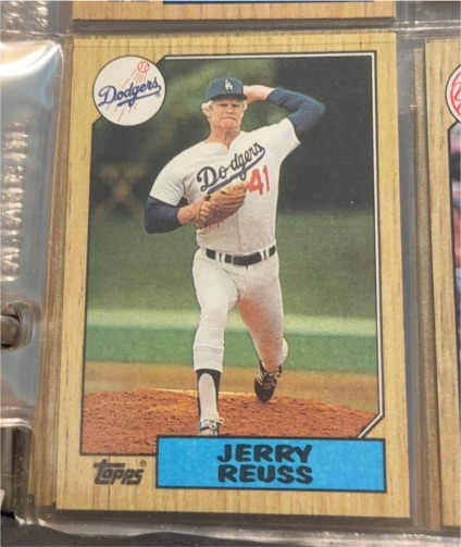 1987 Topps #682 Jerry Reuss — front