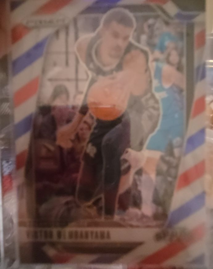 2024-25 Panini Prizm #172 Victor Wembanyama — front