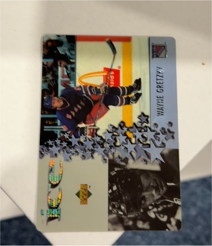 1997-98 Upper Deck McDonald's Ice #McD1 Wayne Gretzky — front