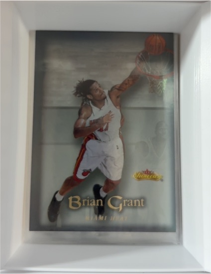 2000-01 Fleer Showcase #4 Brian Grant — front