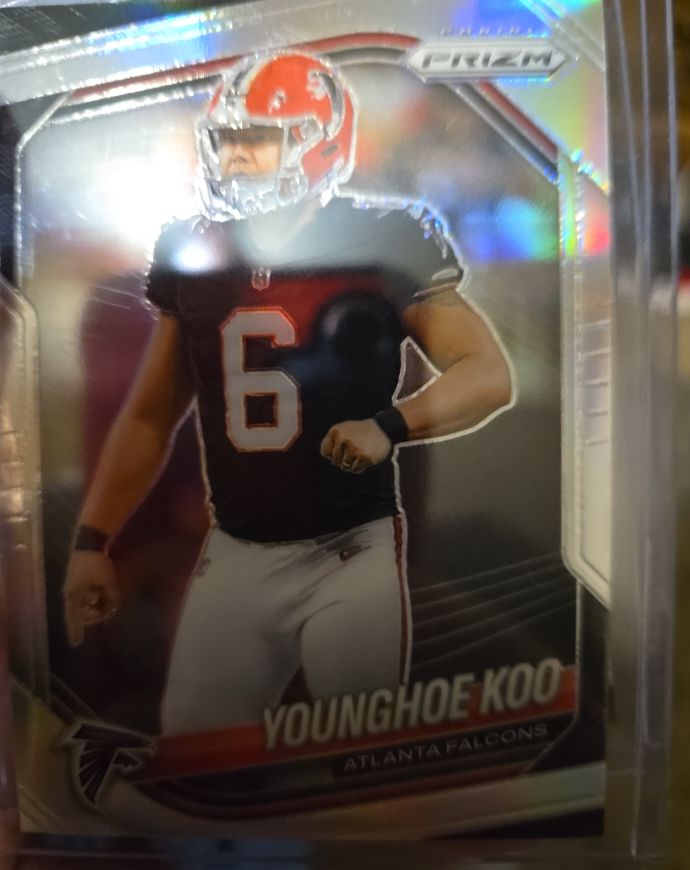 2025 Panini Prizm #131 Younghoe Koo — front