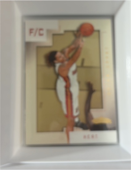 2004 Fleer Hot Prospects #54 LeBron James Cleveland Cavaliers — front