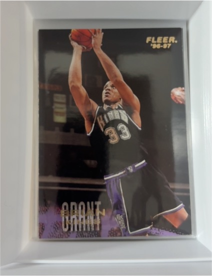 1996-97 Fleer #94 Brian Grant — front