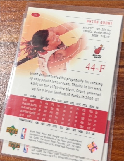 2002-03 Upper Deck Ovation #44-F Brian Grant — front