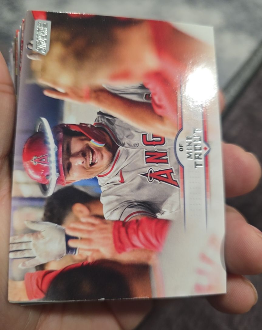 2025 Topps Stadium Club #32 Mike Trout — front