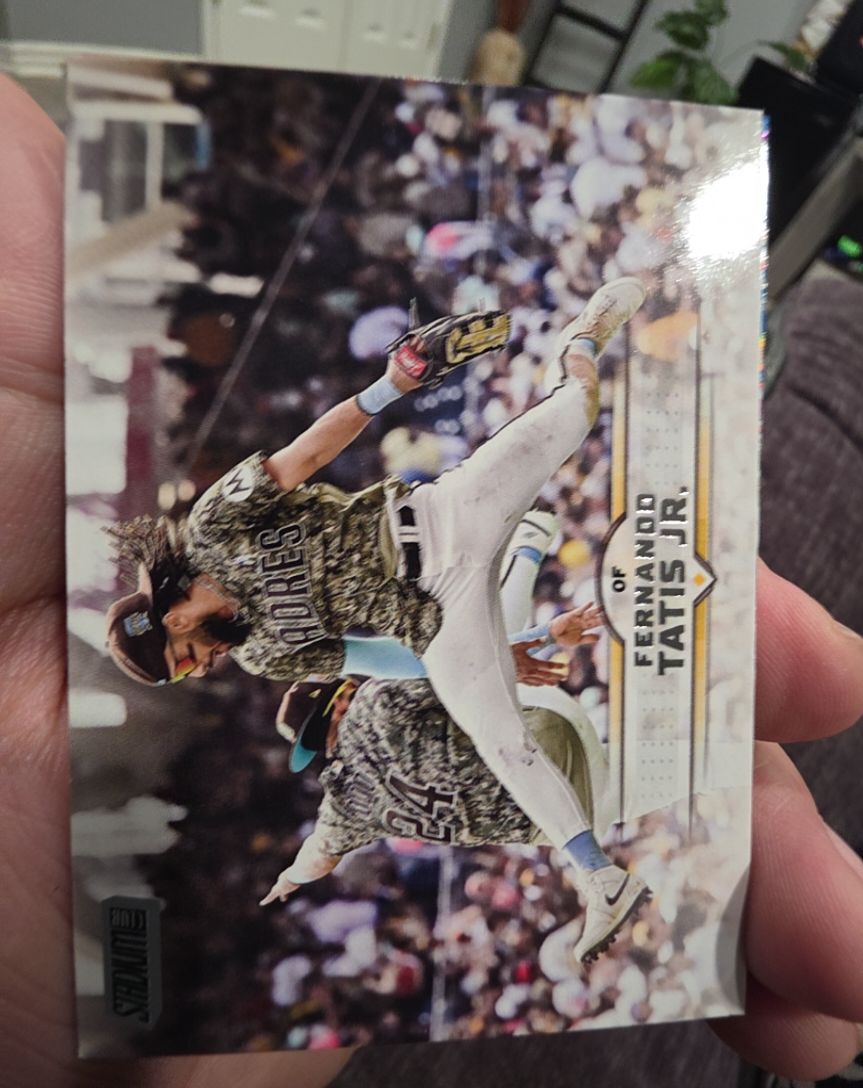 2025 Topps Stadium Club #191 Fernando Tatis Jr. — front