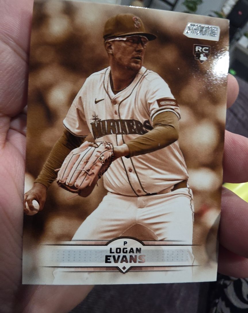 2025 Topps Stadium Club #52 Logan Evans — front