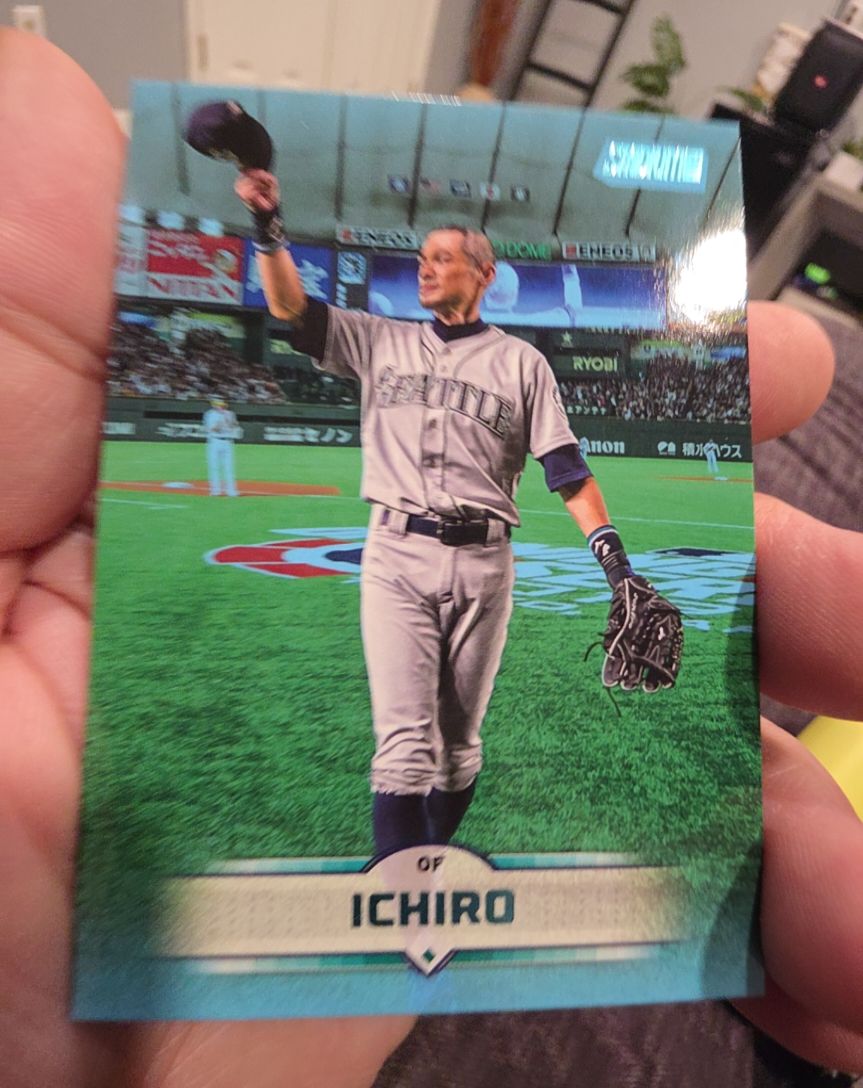 2025 Topps Stadium Club #182 Ichiro Suzuki — front